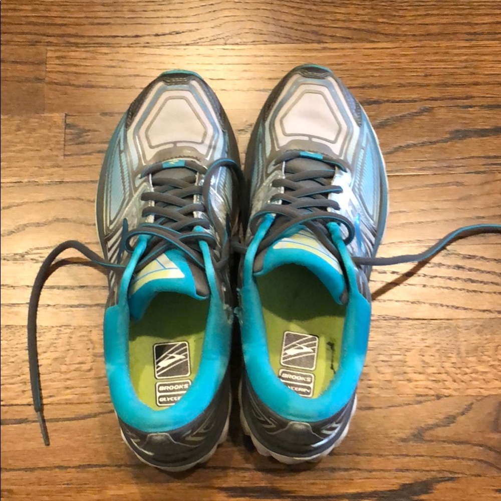 Brooks Running Shoes - NEVER worn outside